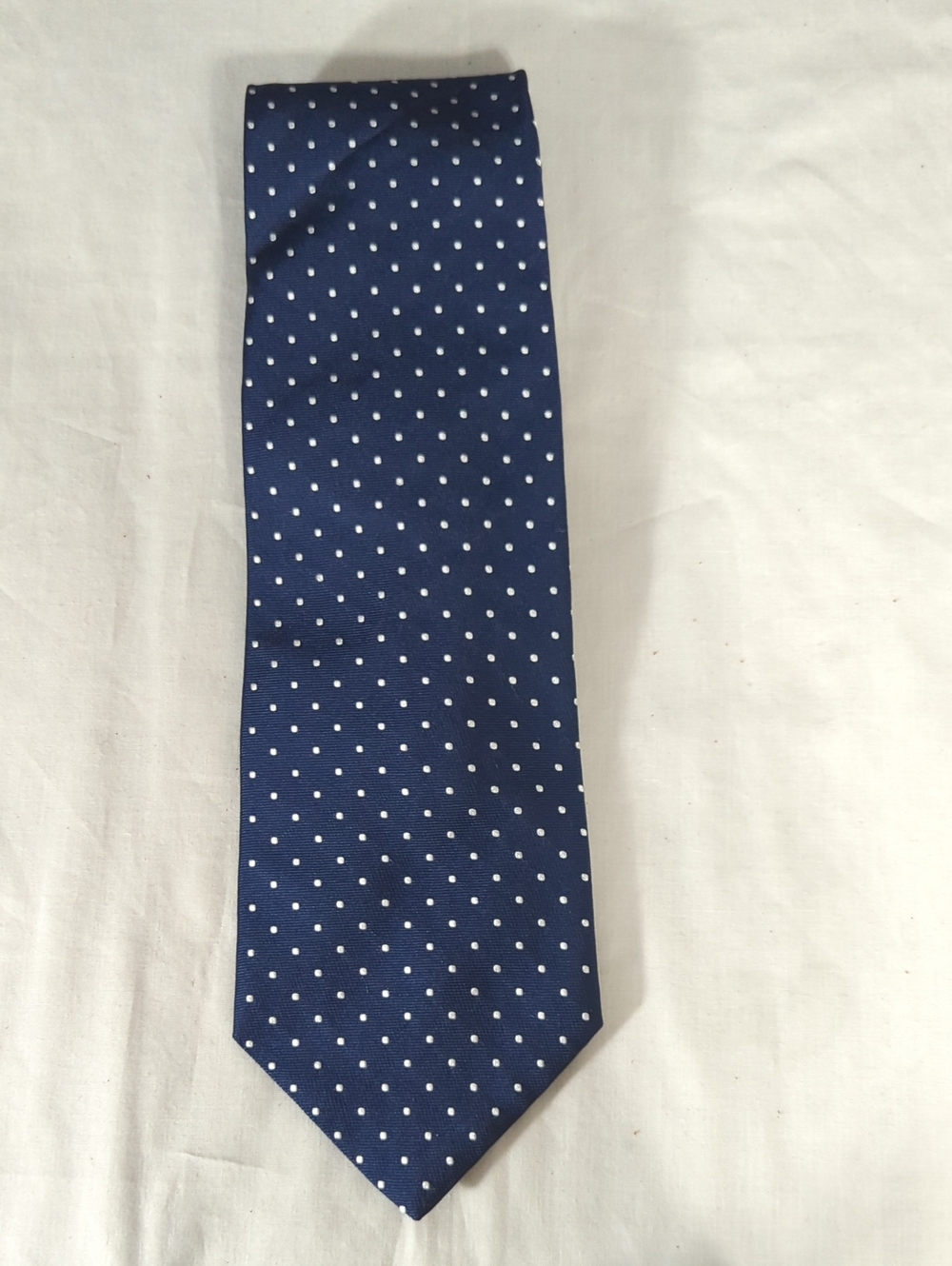Brooks Brothers 346 Navy Blue Silk Tie with White Polka Dots USA Italy